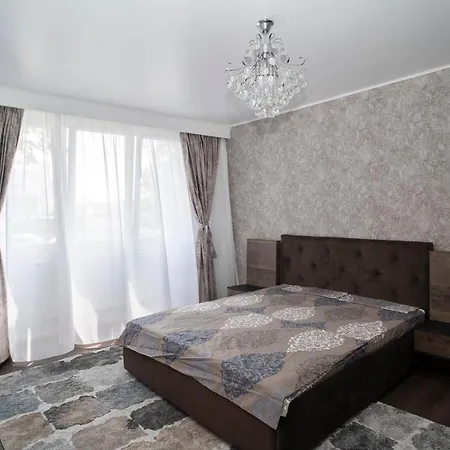 Garsoniera Lux Drumul Taberei Bucharest Exterior photo
